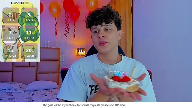 Snapshot of Nathan_Bluee chatting on March 19, 2025, 4:34 pm Nathan Bluee online show from March 19, 2025, 4:34 pm