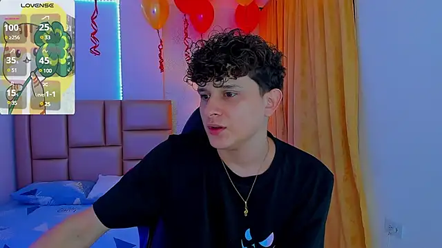 Snapshot of Nathan_Bluee chatting on March 20, 2025, 4:42 pm Nathan Bluee online show from March 20, 2025, 4:42 pm