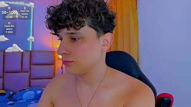 Snapshot of Nathan_Bluee chatting on March 15, 2025, 4:10 pm Nathan Bluee online show from March 15, 2025, 4:10 pm