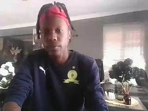 Snapshot of MluTheFixer chatting on September 25, 2025, 8:09 am MluTheFixer online show from September 25, 2025, 8:09 am