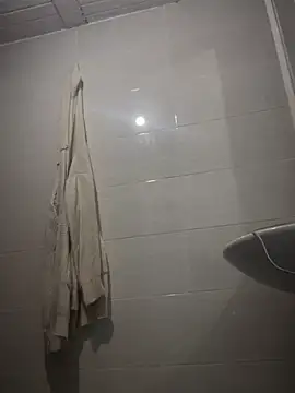 Snapshot of Khalyk_G chatting on November 14, 2025, 2:43 pm Khalyk G online show from November 14, 2025, 2:43 pm