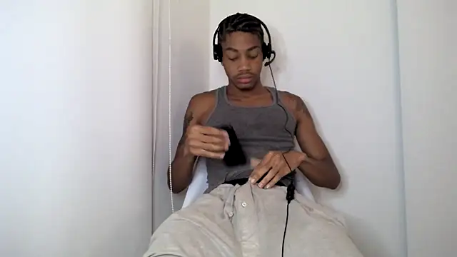 Skinnyblackman online show from October 2, 2025, 2:37 am