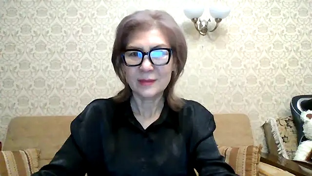 Elegant00Lady online show from December 5, 2025, 6:17 pm