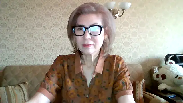 Elegant00Lady online show from February 19, 2026, 11:07 am