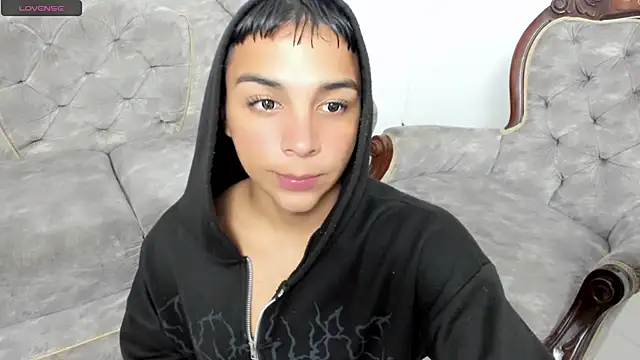 Snapshot of Seductivo_jr chatting on June 23, 2026, 5:16 am Seductivo jr online show from June 23, 2026, 5:16 am