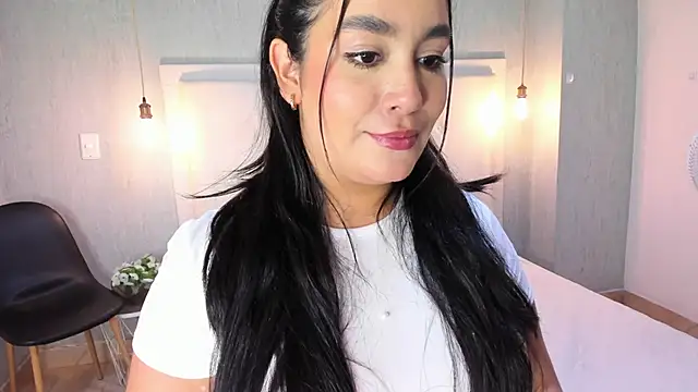 Snapshot of emma_lye chatting on April 30, 2026, 8:57 pm emma lye online show from April 30, 2026, 8:57 pm