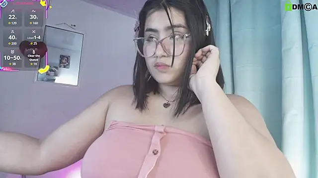 Snapshot of juli_juliana chatting on October 19, 2025, 8:22 pm juli juliana online show from October 19, 2025, 8:22 pm