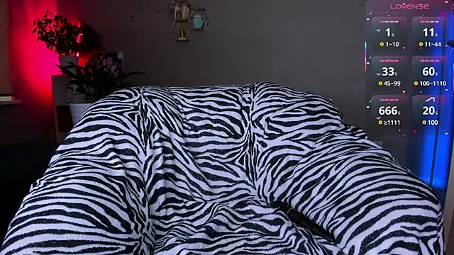 Tanya Acid online show from February 26, 2025, 6:19 am