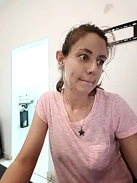 Missmesexycouple69 online show from November 21, 2025, 3:33 pm