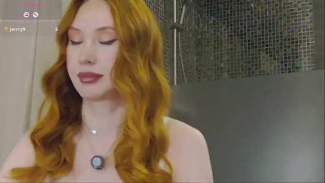 Snapshot of MayaSolar chatting on November 22, 2025, 5:28 am MayaSolar online show from November 22, 2025, 5:28 am