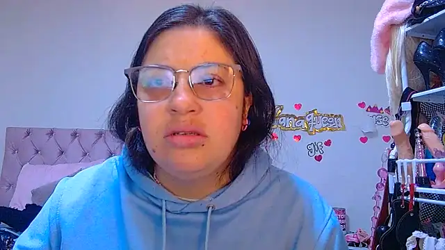 Snapshot of lanaqueen699 chatting on June 11, 2026, 12:13 pm lanaqueen699 online show from June 11, 2026, 12:13 pm