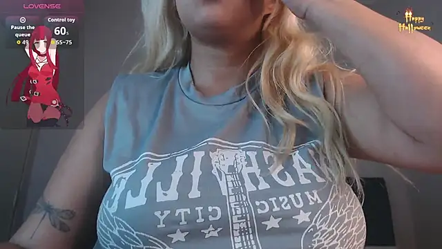 Snapshot of april_bunnyy chatting on November 7, 2025, 5:06 pm april bunnyy online show from November 7, 2025, 5:06 pm