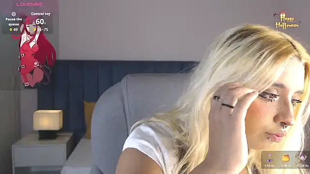 Snapshot of april_bunnyy chatting on November 4, 2025, 7:28 pm april bunnyy online show from November 4, 2025, 7:28 pm