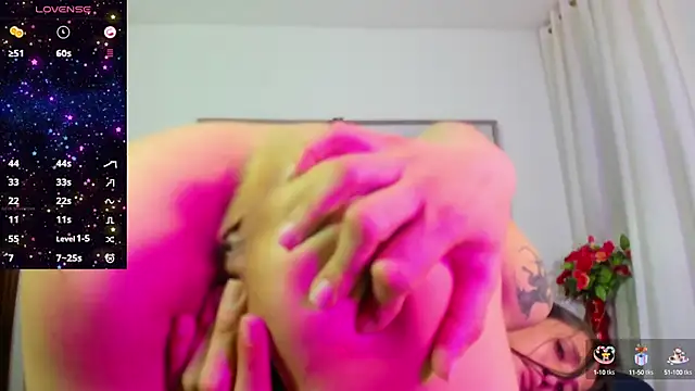 ZOEE COOPER online show from December 19, 2024, 10:13 am