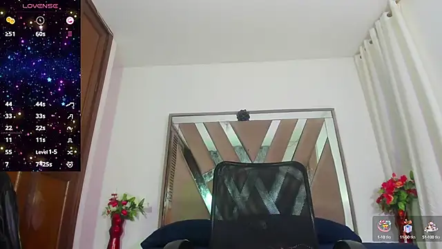 ZOEE COOPER online show from December 19, 2024, 7:07 am