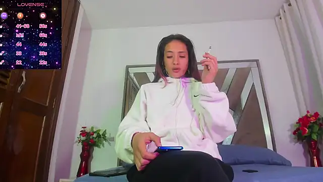 ZOEE COOPER online show from December 20, 2024, 4:20 am