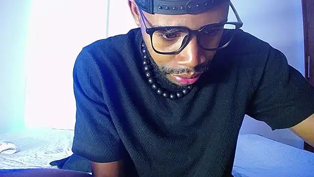 GerardSmitt online show from November 22, 2025, 10:52 pm