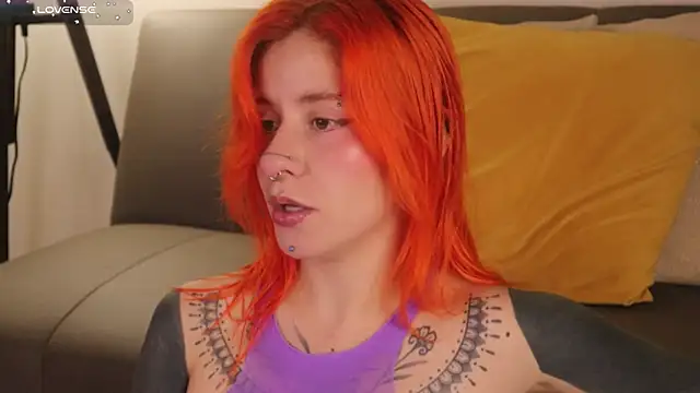 Snapshot of Daarlene chatting on January 14, 2026, 10:08 am Daarlene online show from January 14, 2026, 10:08 am