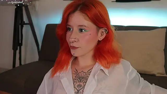 Snapshot of Daarlene chatting on March 4, 2026, 6:26 pm Daarlene online show from March 4, 2026, 6:26 pm