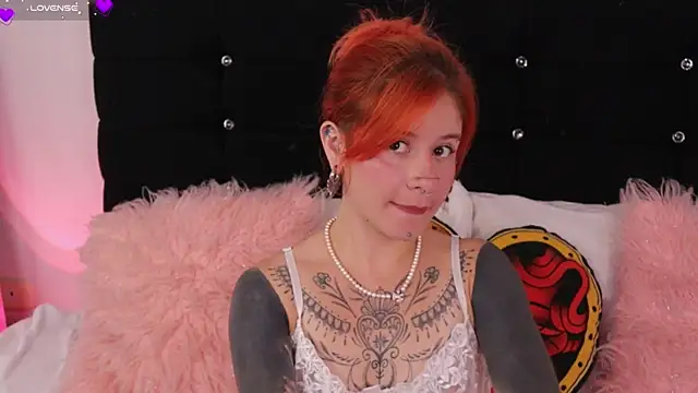 Snapshot of Daarlene chatting on May 23, 2026, 10:58 am Daarlene online show from May 23, 2026, 10:58 am