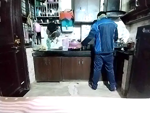 Snapshot of bigvorn6 chatting on November 18, 2025, 2:27 am bigvorn6 online show from November 18, 2025, 2:27 am