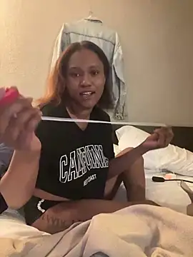 Snapshot of PrettyGal_Tingz chatting on January 24, 2025, 5:42 pm PrettyGal Tingz online show from January 24, 2025, 5:42 pm