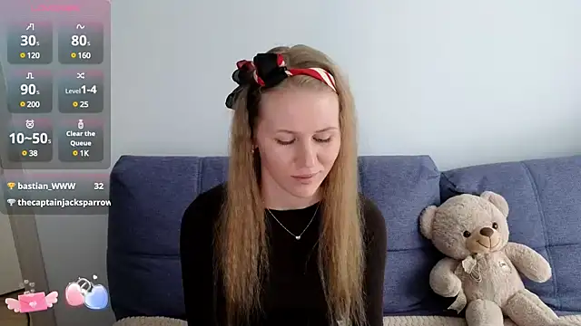 IsabelAllen online show from March 5, 2025, 12:44 pm