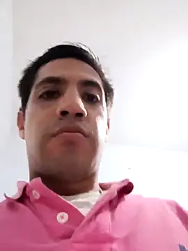 Snapshot of LiosArmando420 chatting on October 10, 2025, 12:33 am LiosArmando420 online show from October 10, 2025, 12:33 am