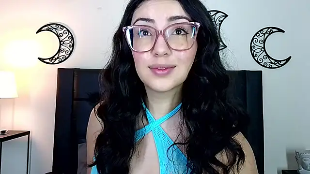 Snapshot of EvoletFMK chatting on November 7, 2025, 6:23 pm EvoletFMK online show from November 7, 2025, 6:23 pm