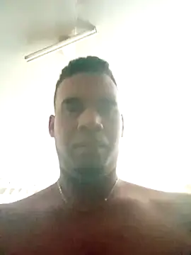 Snapshot of adriel_perez chatting on February 16, 2026, 12:37 pm adriel perez online show from February 16, 2026, 12:37 pm