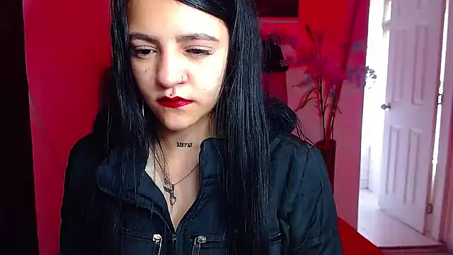 Snapshot of Violettasquirt chatting on September 10, 2025, 3:11 pm Violettasquirt online show from September 10, 2025, 3:11 pm