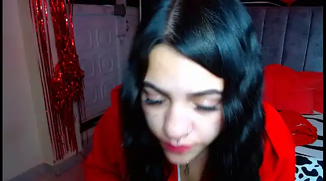 Snapshot of Violettasquirt chatting on March 12, 2025, 8:09 pm Violettasquirt online show from March 12, 2025, 8:09 pm