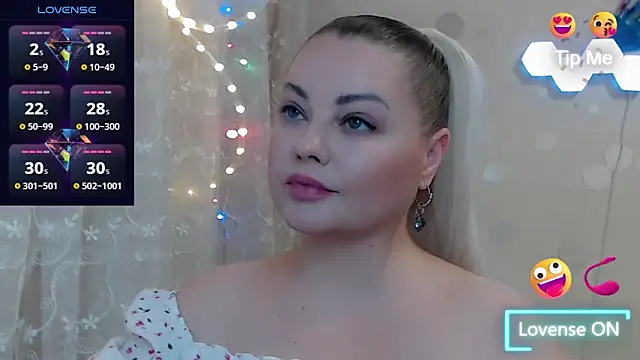 Snapshot of JewellKiss7 chatting on June 9, 2026, 5:47 pm JewellKiss7 online show from June 9, 2026, 5:47 pm
