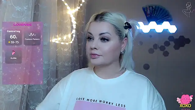 Snapshot of JewellKiss7 chatting on December 1, 2025, 4:19 pm JewellKiss7 online show from December 1, 2025, 4:19 pm