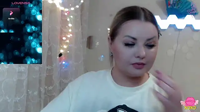 JewellKiss7 online show from April 30, 2026, 6:04 pm