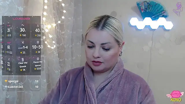 Snapshot of JewellKiss7 chatting on November 25, 2025, 4:40 pm JewellKiss7 online show from November 25, 2025, 4:40 pm