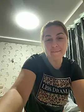 Snapshot of KisssAmmeli chatting on September 14, 2025, 7:09 am KisssAmmeli online show from September 14, 2025, 7:09 am