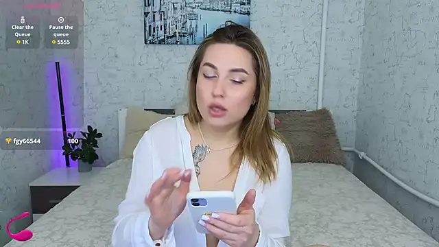 Snapshot of KisssAmmeli chatting on March 14, 2025, 2:41 pm KisssAmmeli online show from March 14, 2025, 2:41 pm