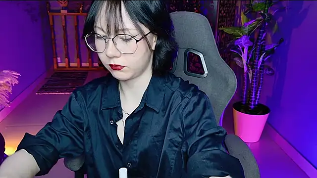 Snapshot of NancyMartinez chatting on November 7, 2025, 9:03 am NancyMartinez online show from November 7, 2025, 9:03 am