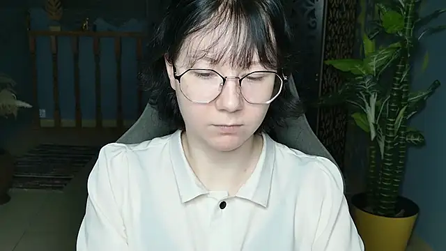 Snapshot of NancyMartinez chatting on November 3, 2025, 9:13 am NancyMartinez online show from November 3, 2025, 9:13 am