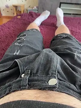 red red00 online show from February 26, 2026, 8:03 am