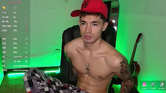 Snapshot of Damon__333 chatting on November 21, 2025, 6:01 am Damon 333 online show from November 21, 2025, 6:01 am