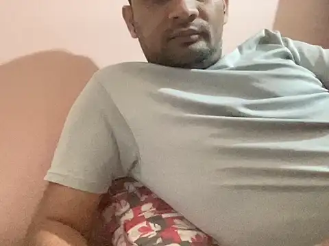 NiceBoy9099 online show from December 2, 2025, 5:03 pm