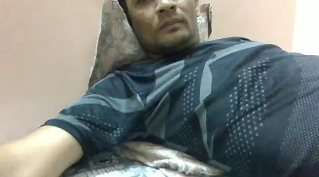 Snapshot of NiceBoy9099 chatting on December 20, 2024, 12:05 pm NiceBoy9099 online show from December 20, 2024, 12:05 pm