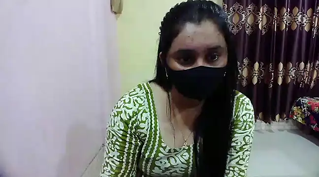 Snapshot of LovelyRose69 chatting on December 1, 2024, 9:31 pm LovelyRose69 online show from December 1, 2024, 9:31 pm