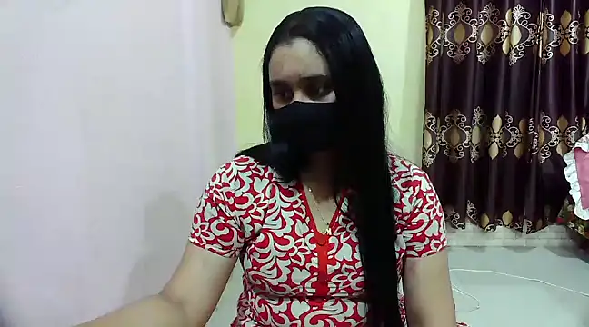 Snapshot of LovelyRose69 chatting on December 3, 2024, 2:11 pm LovelyRose69 online show from December 3, 2024, 2:11 pm