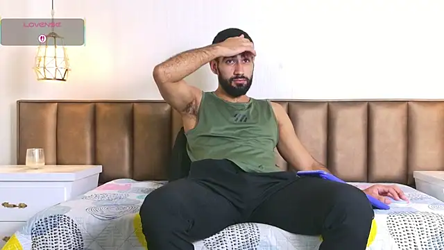 Snapshot of Ethan__Walker chatting on October 27, 2025, 4:19 pm Ethan Walker online show from October 27, 2025, 4:19 pm