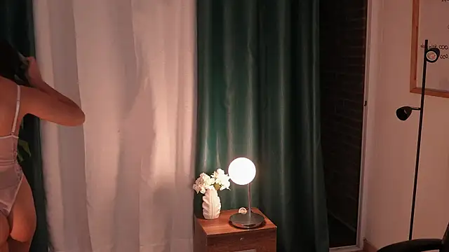 sammy laszlow online show from July 19, 2026, 3:04 am