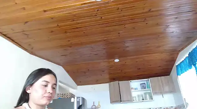 Snapshot of Cuty_sexy_hot chatting on March 13, 2025, 2:33 pm Cuty sexy hot online show from March 13, 2025, 2:33 pm