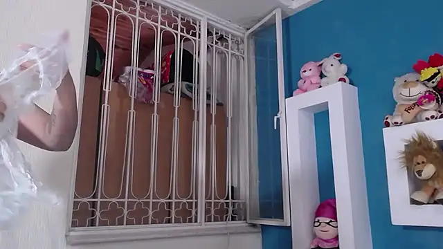 Cuty sexy hot online show from January 18, 2026, 11:57 am